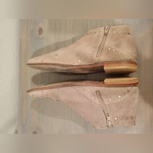 Free People ankle booties sz 37
